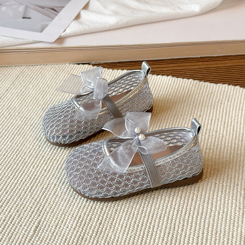 Children's Sandals 2026 Spring/Summer New Collection: Little Girls' Bow Princess Sandals Korean Edition Fashion Knitted Girls' Mesh Shoes Children's Sandals 2026 Spring/Summer New Collection: Little Girls' Bow Princess Sandals Korean Edition Fashion Knitted Girls' Mesh Shoes