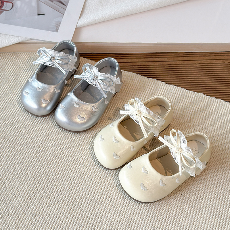Children's small leather shoes 2026 Spring and Autumn new style girls' lace lace single shoes baby soft sole anti slip fashionable princess shoes