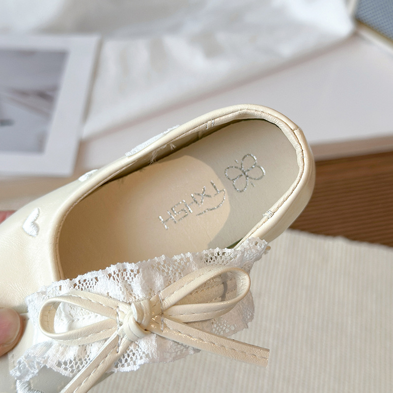 Children's small leather shoes 2026 Spring and Autumn new style girls' lace lace single shoes baby soft sole anti slip fashionable princess shoes Children's small leather shoes 2026 Spring and Autumn new style girls' lace lace single shoes baby soft sole anti slip fashionable princess shoes