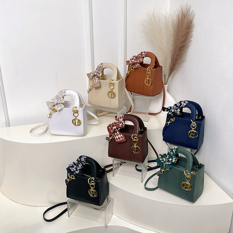 Bags New Crocodile Pattern Handbag, High Quality Silk Scarf Weaving, Daifei Bag, Handheld, Single Shoulder, Diagonal Cross, Trendy Women's Bag