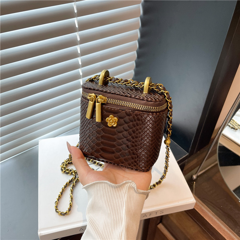 Bags Small Fragrant Mini Small Square Bag for Women 2025 New Chain Box Bag Premium Lipstick Single Shoulder Crossbody Bag Bags Small Fragrant Mini Small Square Bag for Women 2025 New Chain Box Bag Premium Lipstick Single Shoulder Crossbody Bag