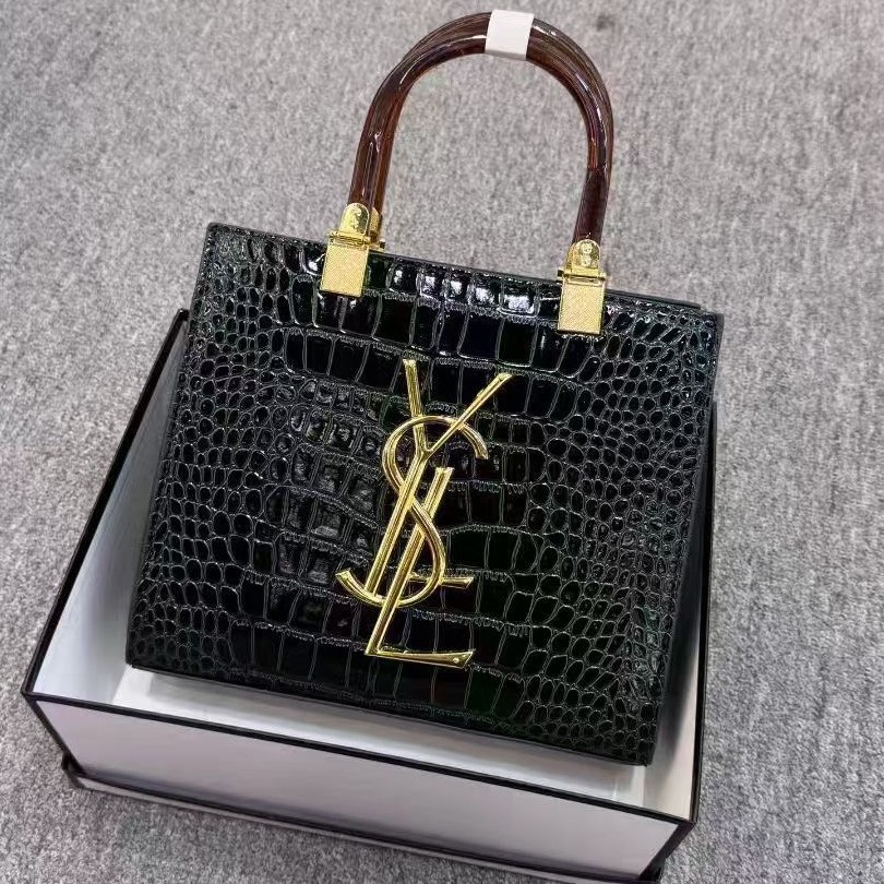 Bright Leather Mom Bag 2025 New Versatile Crocodile Pattern Elegant Middle aged Women's Bag Large Capacity Handheld Tote Bag