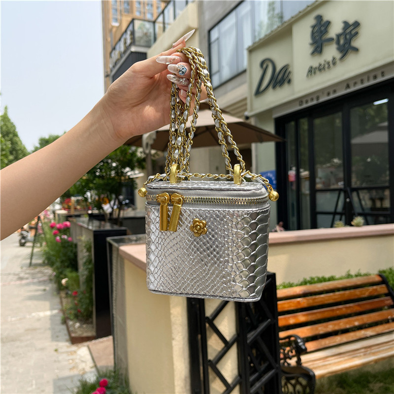 Bags Small Fragrant Mini Small Square Bag for Women 2025 New Chain Box Bag Premium Lipstick Single Shoulder Crossbody Bag Bags Small Fragrant Mini Small Square Bag for Women 2025 New Chain Box Bag Premium Lipstick Single Shoulder Crossbody Bag