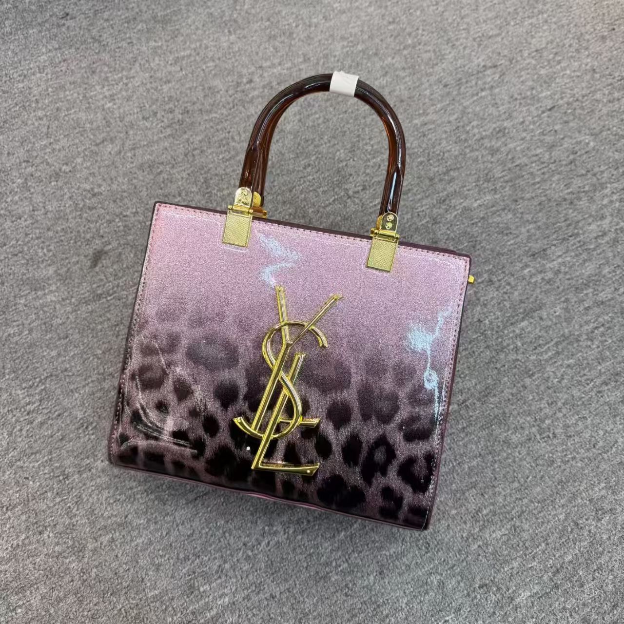 Fashionable new shiny leopard print women's bag with large capacity and high-end feel, portable tote bag for commuting, versatile single shoulder crossbody bag Fashionable new shiny leopard print women's bag with large capacity and high-end feel, portable tote bag for commuting, versatile single shoulder crossbody bag