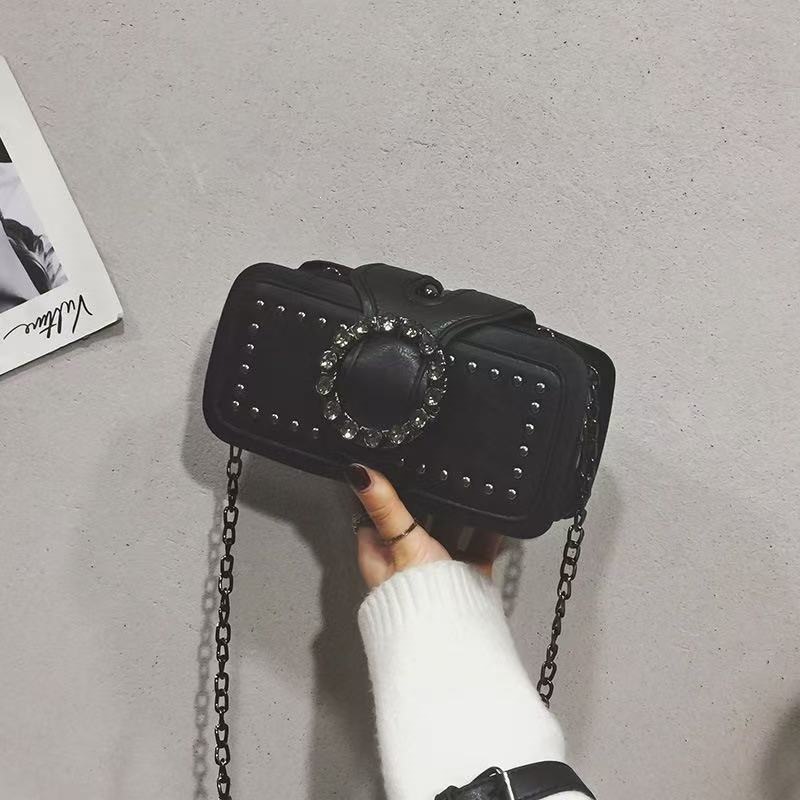 2026 New Cross border Trendy Fashion Small Bag, Retro Chain Small Square Bag, Korean Edition, Single Shoulder Bag, Women's Bag