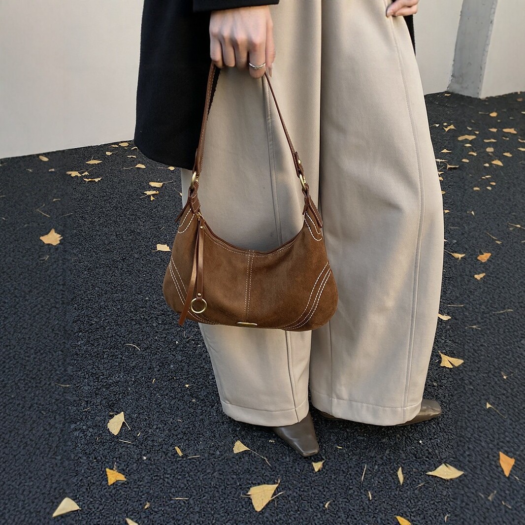 Bags2026 New Retro Matte Underarm Bag for Women, Versatile Commuter, Single Shoulder Crossbody Bag, American Street Crescent Bag