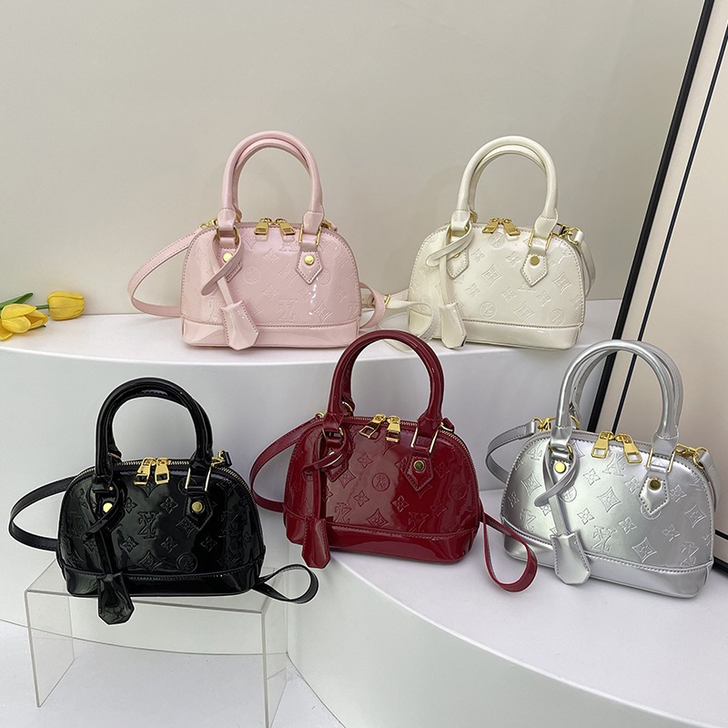 Cross border patent leather embossed handbag, light luxury temperament, women's shell bag, European and American retro high-end feeling, women's single shoulder crossbody bag