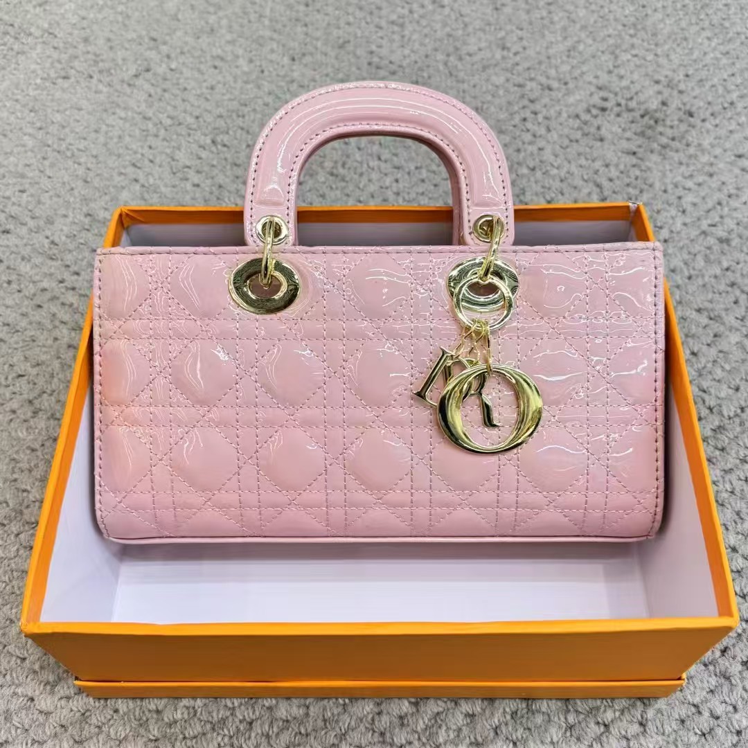 Hong Kong purchasing genuine leather 2026 summer new mini horizontal sheepskin princess bag high-end handbag