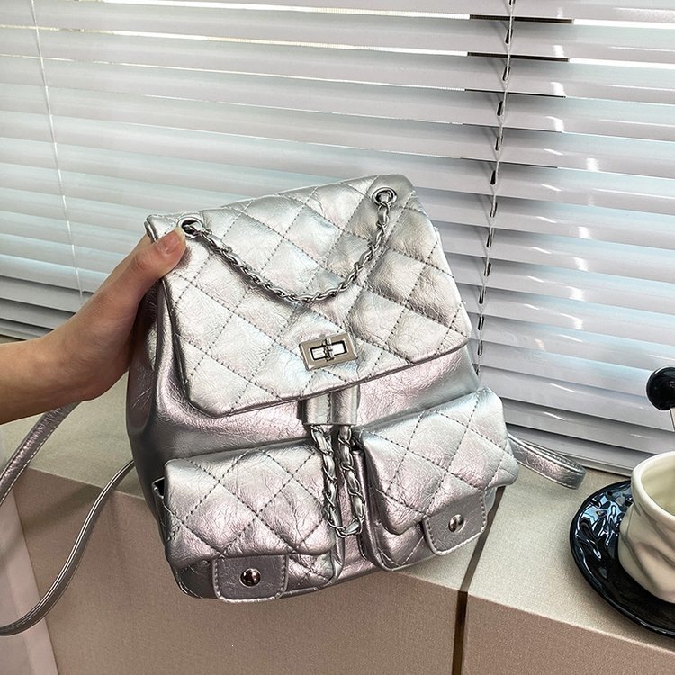 Korean niche mini chain lightweight small backpack for women 2026 new student commuting backpack, small fragrant style bag Korean niche mini chain lightweight small backpack for women 2026 new student commuting backpack, small fragrant style bag