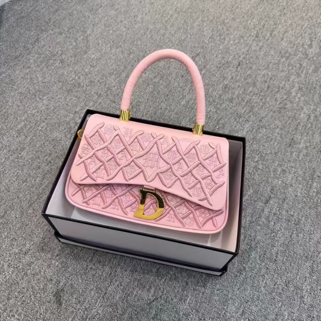 2026 spring new niche design casual armpit bag, women's simple texture small square bag, popular handbag 2026 spring new niche design casual armpit bag, women's simple texture small square bag, popular handbag