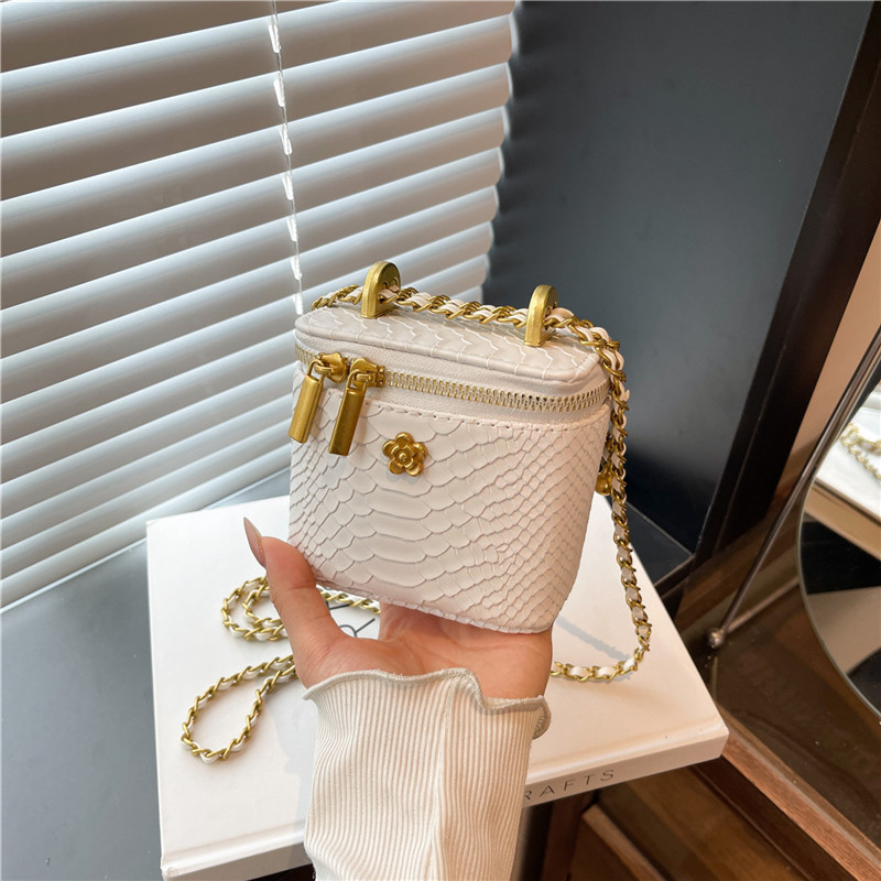 Bags Small Fragrant Mini Small Square Bag for Women 2025 New Chain Box Bag Premium Lipstick Single Shoulder Crossbody Bag Bags Small Fragrant Mini Small Square Bag for Women 2025 New Chain Box Bag Premium Lipstick Single Shoulder Crossbody Bag