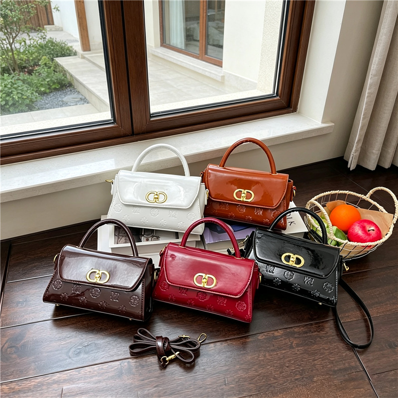 Bags2026 new women's bag, fashionable and versatile, casual, cross-border, high-end, small fragrance, light luxury, shoulder bag, crossbody bag