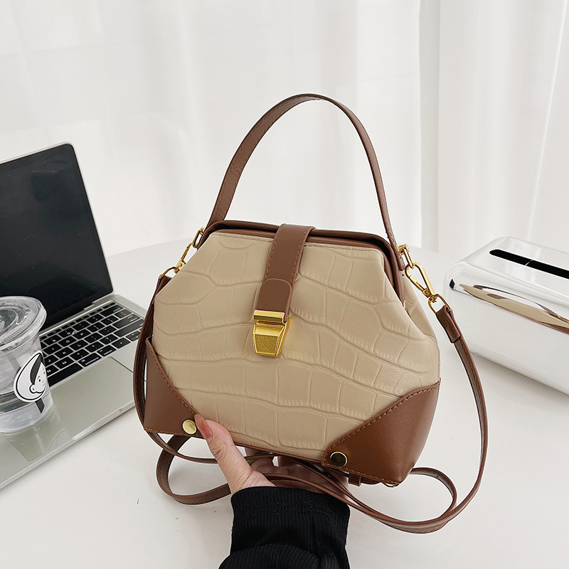 Cross border Fashion Texture Women's Diagonal Cross Bag 2026 Autumn New Style Trendy Stone Pattern Large Capacity Handheld Shoulder Bag