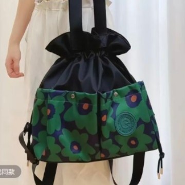 Korean style women's backpack with drawstring design, hand-held commuting bag, high aesthetics, fashionable and casual shoulder bag, foreign trade Korean style women's backpack with drawstring design, hand-held commuting bag, high aesthetics, fashionable and casual shoulder bag, foreign trade