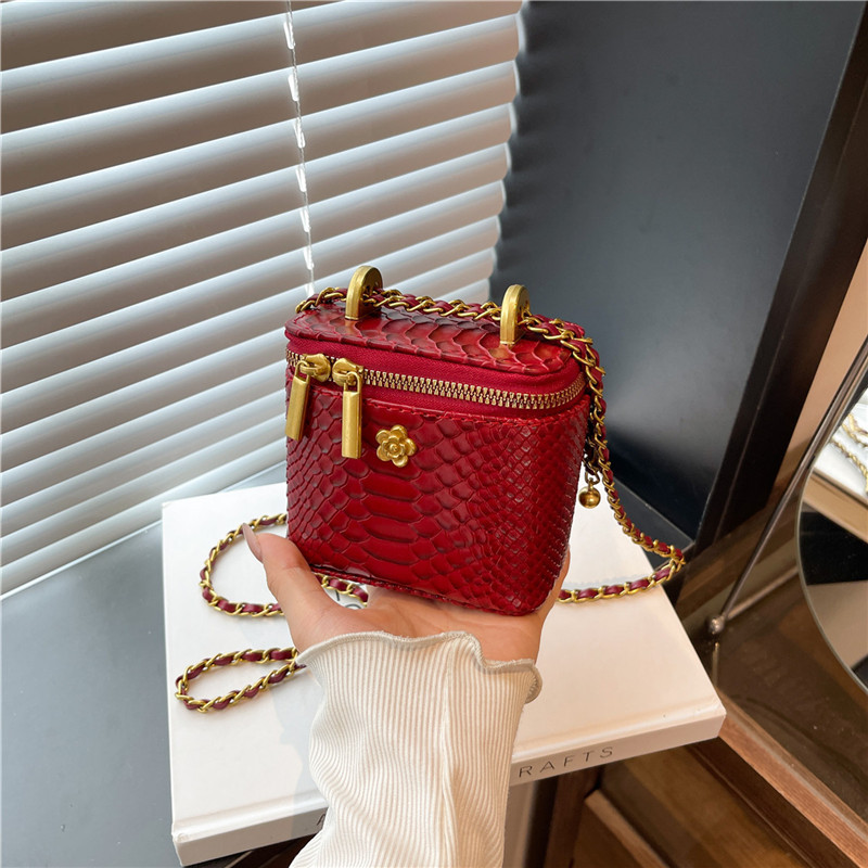 Bags Small Fragrant Mini Small Square Bag for Women 2025 New Chain Box Bag Premium Lipstick Single Shoulder Crossbody Bag Bags Small Fragrant Mini Small Square Bag for Women 2025 New Chain Box Bag Premium Lipstick Single Shoulder Crossbody Bag