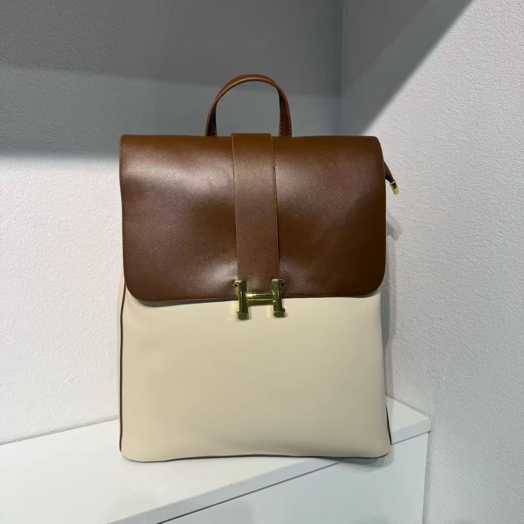 This year's popular high-end textured women's bag 2026 niche new model, light luxury versatile backpack, leather small square bag, single shoulder This year's popular high-end textured women's bag 2026 niche new model, light luxury versatile backpack, leather small square bag, single shoulder