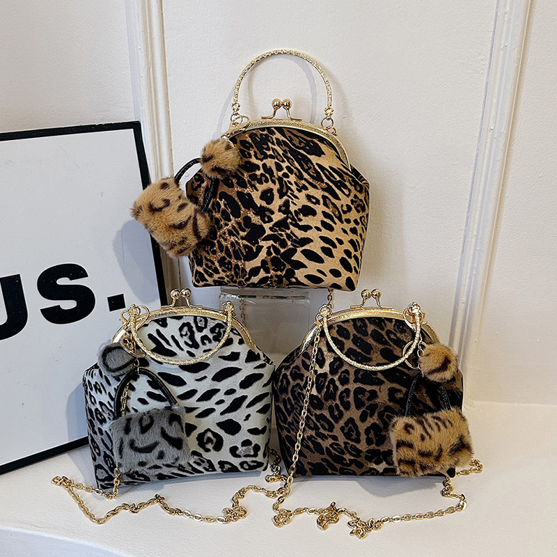 Cross border fashion leopard print handbag for women 2024 new chain dinner bag versatile single shoulder crossbody bag bags