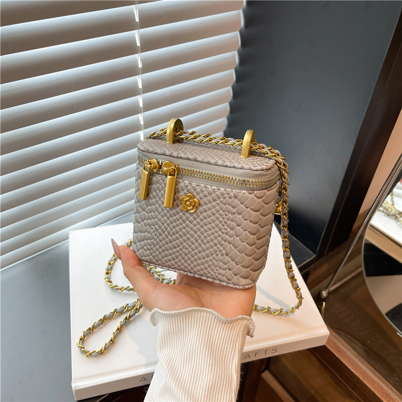 Bags Small Fragrant Mini Small Square Bag for Women 2025 New Chain Box Bag Premium Lipstick Single Shoulder Crossbody Bag Bags Small Fragrant Mini Small Square Bag for Women 2025 New Chain Box Bag Premium Lipstick Single Shoulder Crossbody Bag