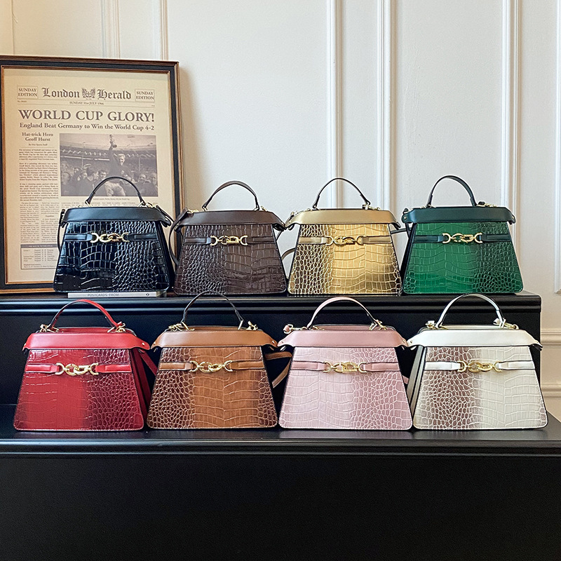 Bags Cross border Fashion Large Capacity Handbag 2026 New Spring Simple Retro Kelly Bag Trendy Single Shoulder Women's Bag