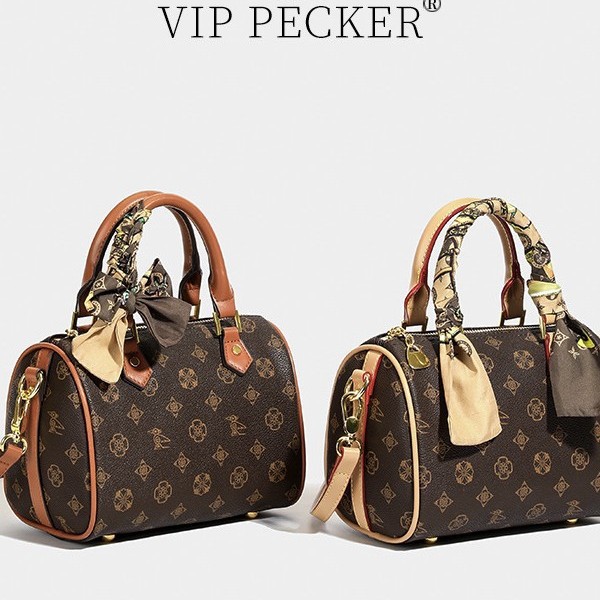 2025 New Cross border Boston Pillow Bag Vintage Letter Printed Handheld Crossbody Bag Texture Versatile Bag for Women