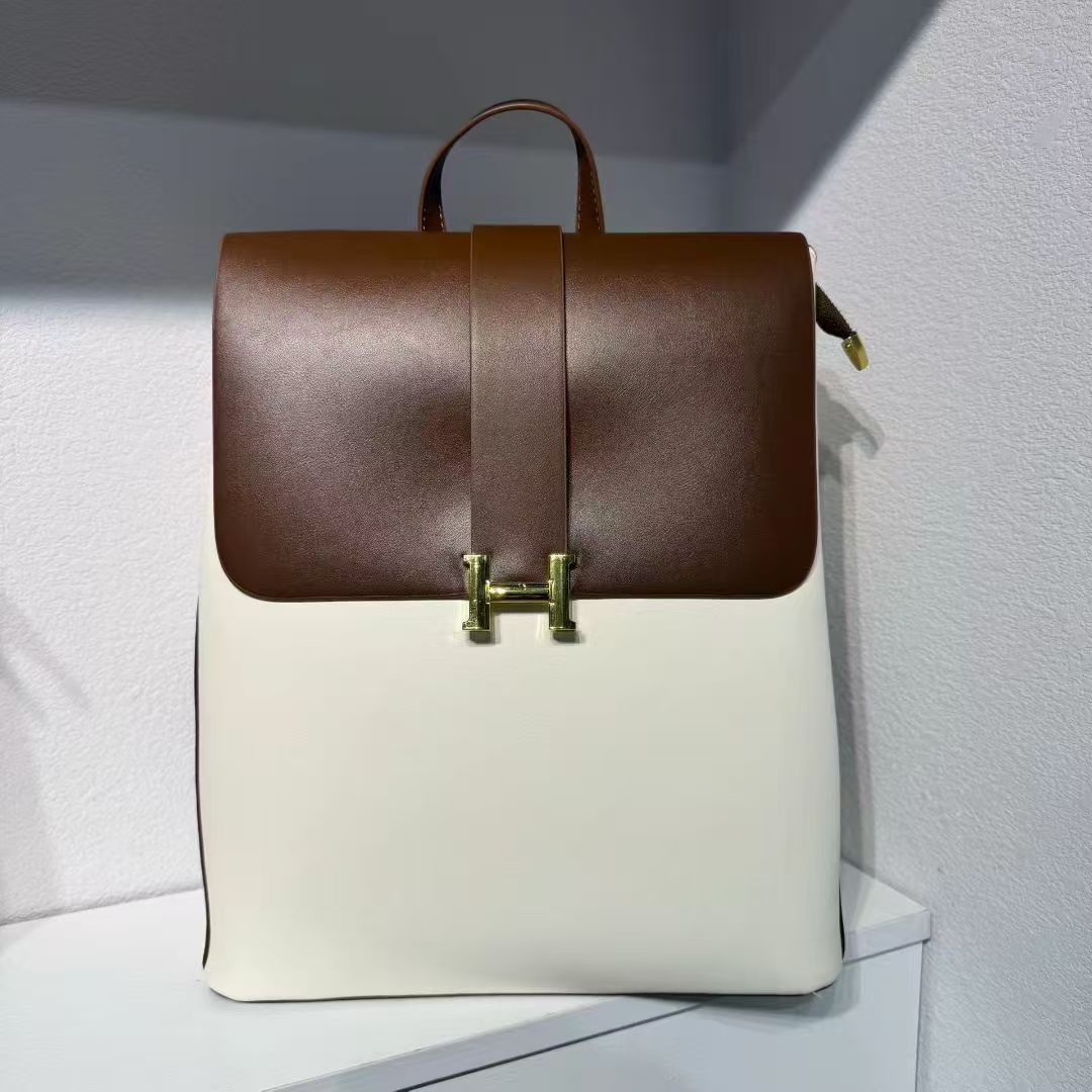 This year's popular high-end textured women's bag 2026 niche new model, light luxury versatile backpack, leather small square bag, single shoulder This year's popular high-end textured women's bag 2026 niche new model, light luxury versatile backpack, leather small square bag, single shoulder