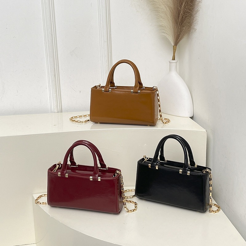Cross border Foreign Trade Women's Bag 2026 New Fashionable and Versatile Small Square Bag Texture Advanced Mini Single Shoulder Cross Shoulder Handbag