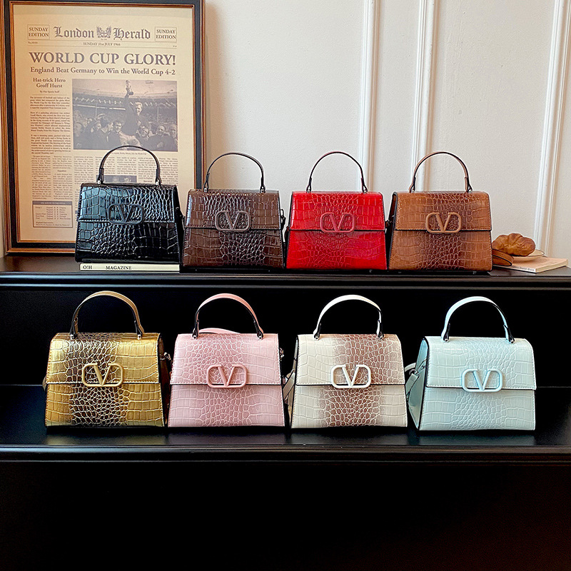Fashionable crocodile pattern texture crossbody bag, fashionable niche design, single shoulder bag, European and American style handbag
