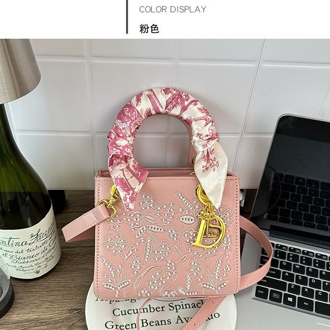 2026 New Embroidered Concubine Bag, Silk Scarf, Handbag, Light Luxury, High Grade, Crossbody Bag, Factory Wholesale