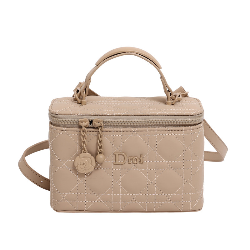 Ins Super Hot 2026 High Beauty Explosive Fragrant Style Lingge Versatile Box Bag Single Shoulder Cross Shoulder Handheld Korean Edition Bag Ins Super Hot 2026 High Beauty Explosive Fragrant Style Lingge Versatile Box Bag Single Shoulder Cross Shoulder Handheld Korean Edition Bag