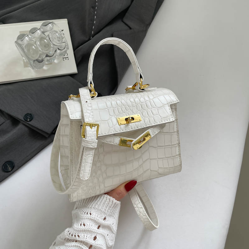 Fashionable and stylish handbag for women, 2026 new trendy and textured crossbody bag, simple and stylish commuting shoulder bag