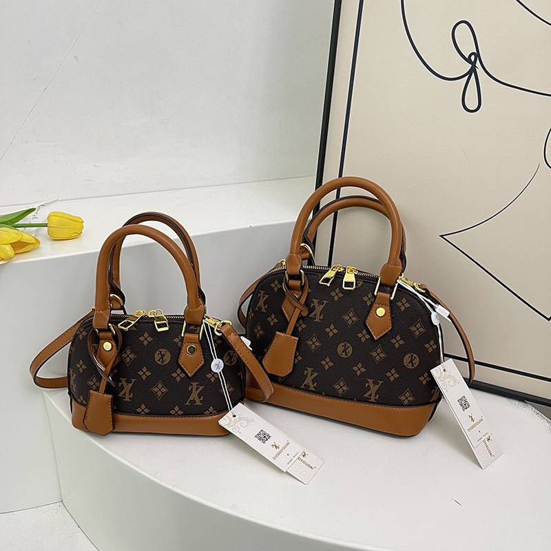 2026 New Retro Vintage Flower Shell Bag for Women's Commuting Versatile Internet Celebrity Same Fashion Printed Single Shoulder Crossbody Bag