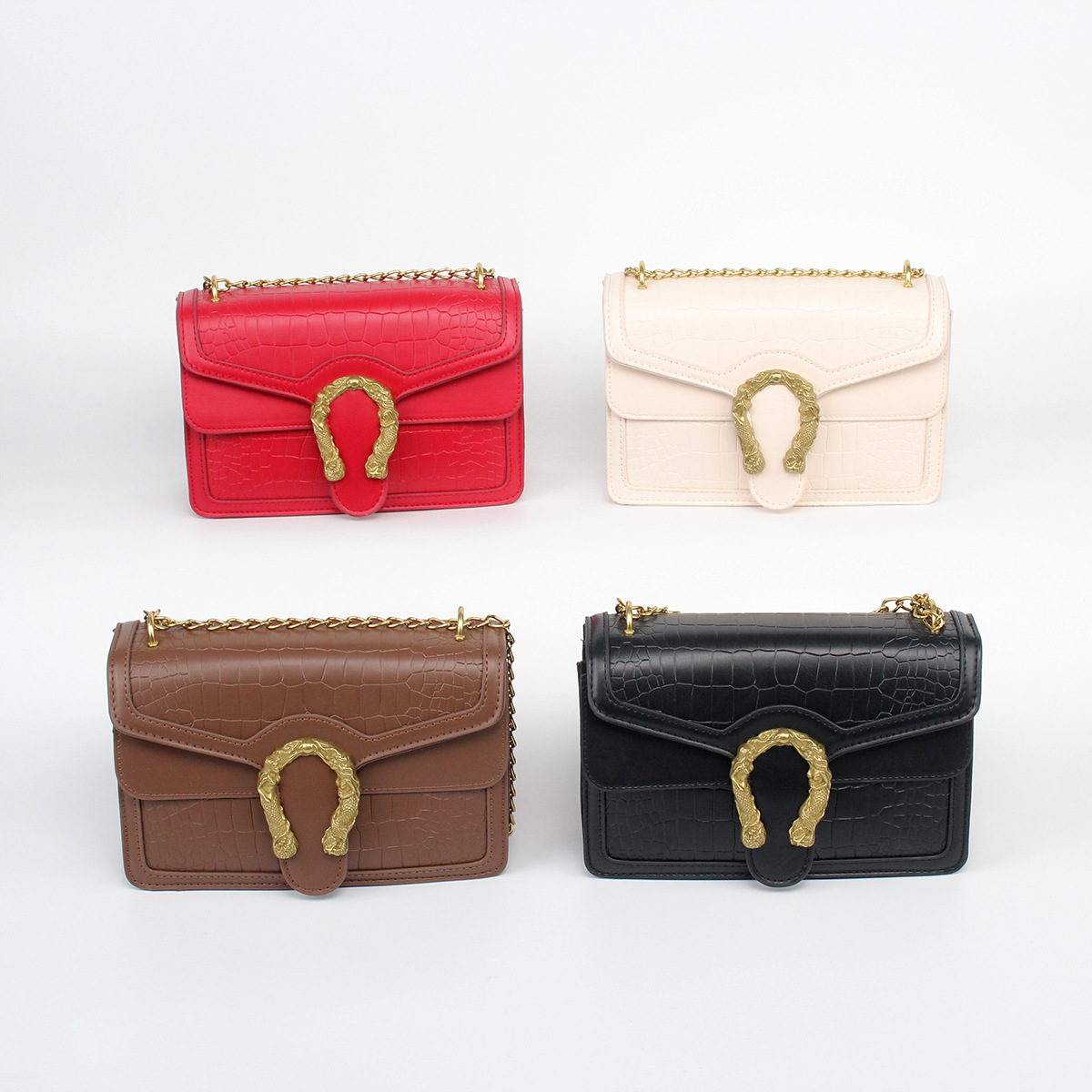 Texture bag for women, 2026 autumn and winter new style, simple and fashionable, niche design, single shoulder women's bag, personalized small square bag
