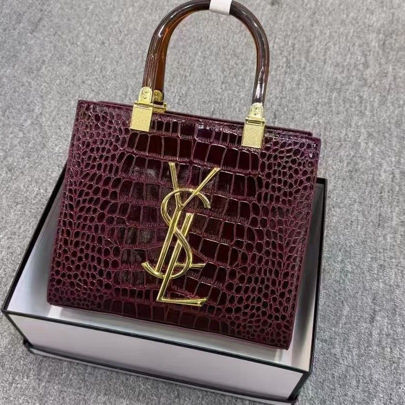 Bright Leather Mom Bag 2025 New Versatile Crocodile Pattern Elegant Middle aged Women's Bag Large Capacity Handheld Tote Bag
