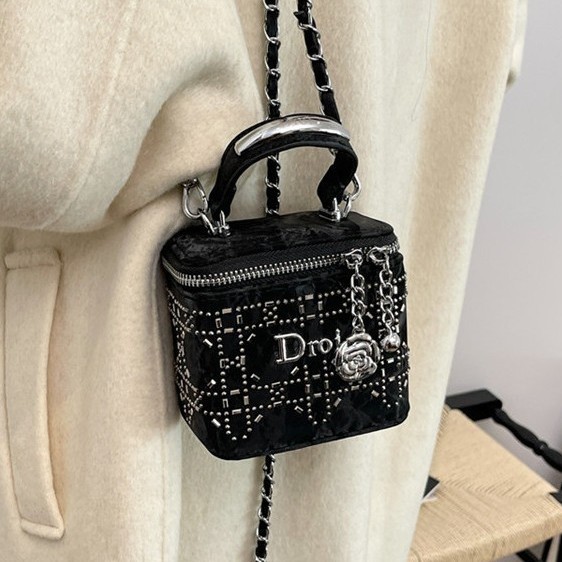 Bag crossbody bag new fresh single shoulder casual bag small design fashionable women's bag texture box versatile light luxury women's bag Bag crossbody bag new fresh single shoulder casual bag small design fashionable women's bag texture box versatile light luxury women's bag
