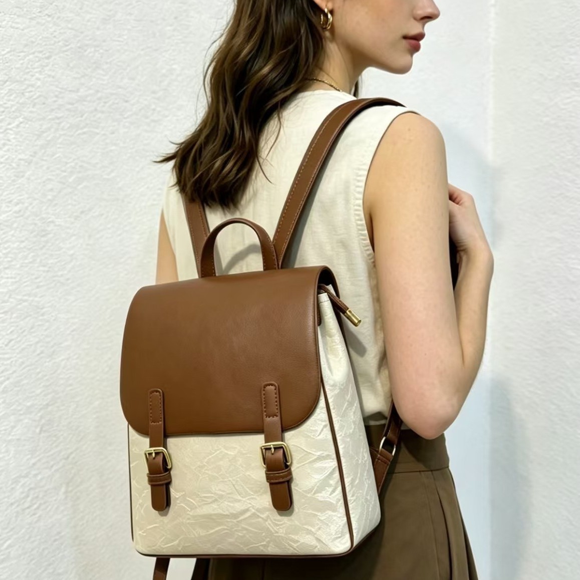 New color blocking backpack 2025 large capacity fashionable versatile casual bag European and American retro multi-purpose backpack shoulder bag