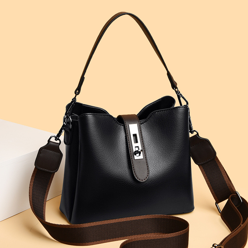 Cross border fashion texture large capacity water bucket bag for women 2026 new autumn stylish commuting single shoulder crossbody women's bag