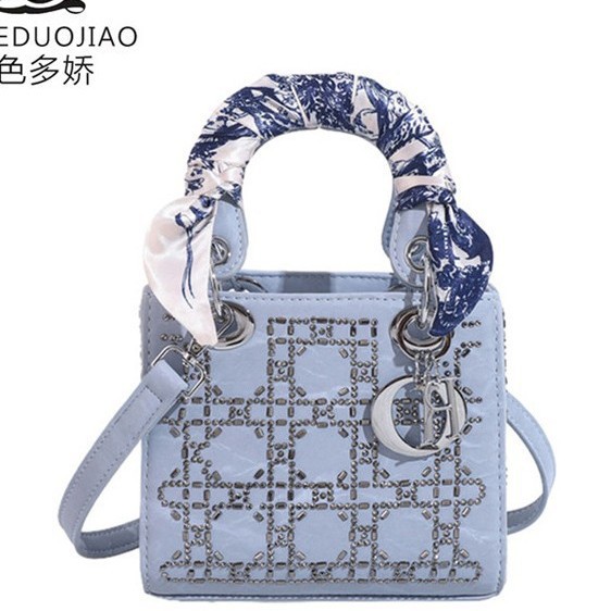 Daifei Bag Spring and Summer New Shoulder Bag with Diamond Inlaid Bag Autumn Women's Handheld Bag High end and Small niche Women's Bag Daifei Bag Spring and Summer New Shoulder Bag with Diamond Inlaid Bag Autumn Women's Handheld Bag High end and Small niche Women's Bag