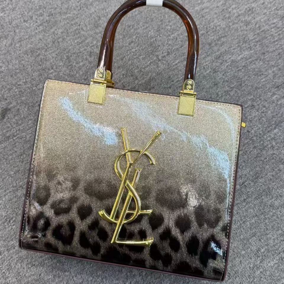 Fashionable new shiny leopard print women's bag with large capacity and high-end feel, portable tote bag for commuting, versatile single shoulder crossbody bag Fashionable new shiny leopard print women's bag with large capacity and high-end feel, portable tote bag for commuting, versatile single shoulder crossbody bag