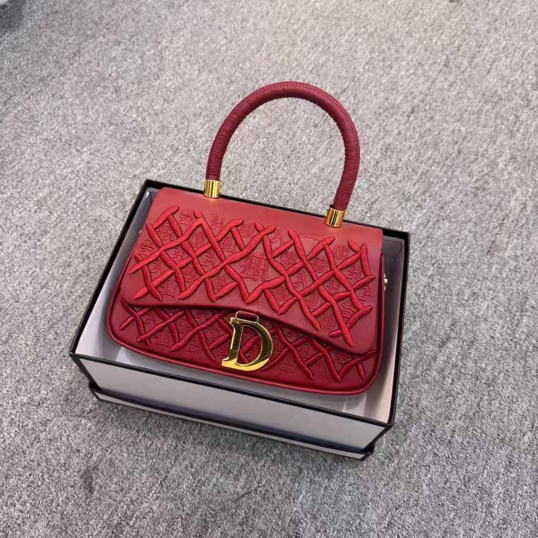 2026 spring new niche design casual armpit bag, women's simple texture small square bag, popular handbag 2026 spring new niche design casual armpit bag, women's simple texture small square bag, popular handbag