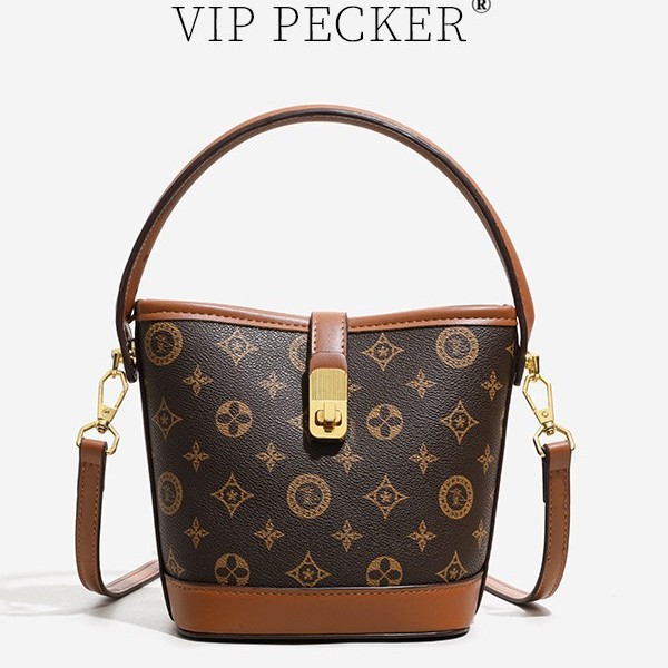 2025 Fashion New Popular Women's Single Shoulder Crossbody Bag Commuter Versatile Fashion Women's Bag