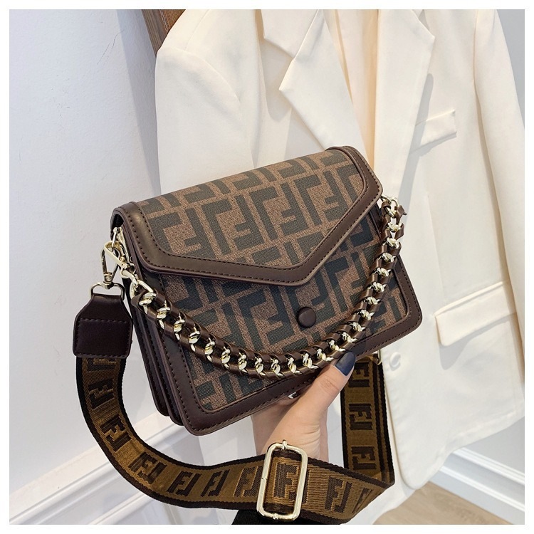 Cross border women's bag new fashion retro letter print single shoulder diagonal cross bag wide shoulder strap stylish small square bag Bags batch