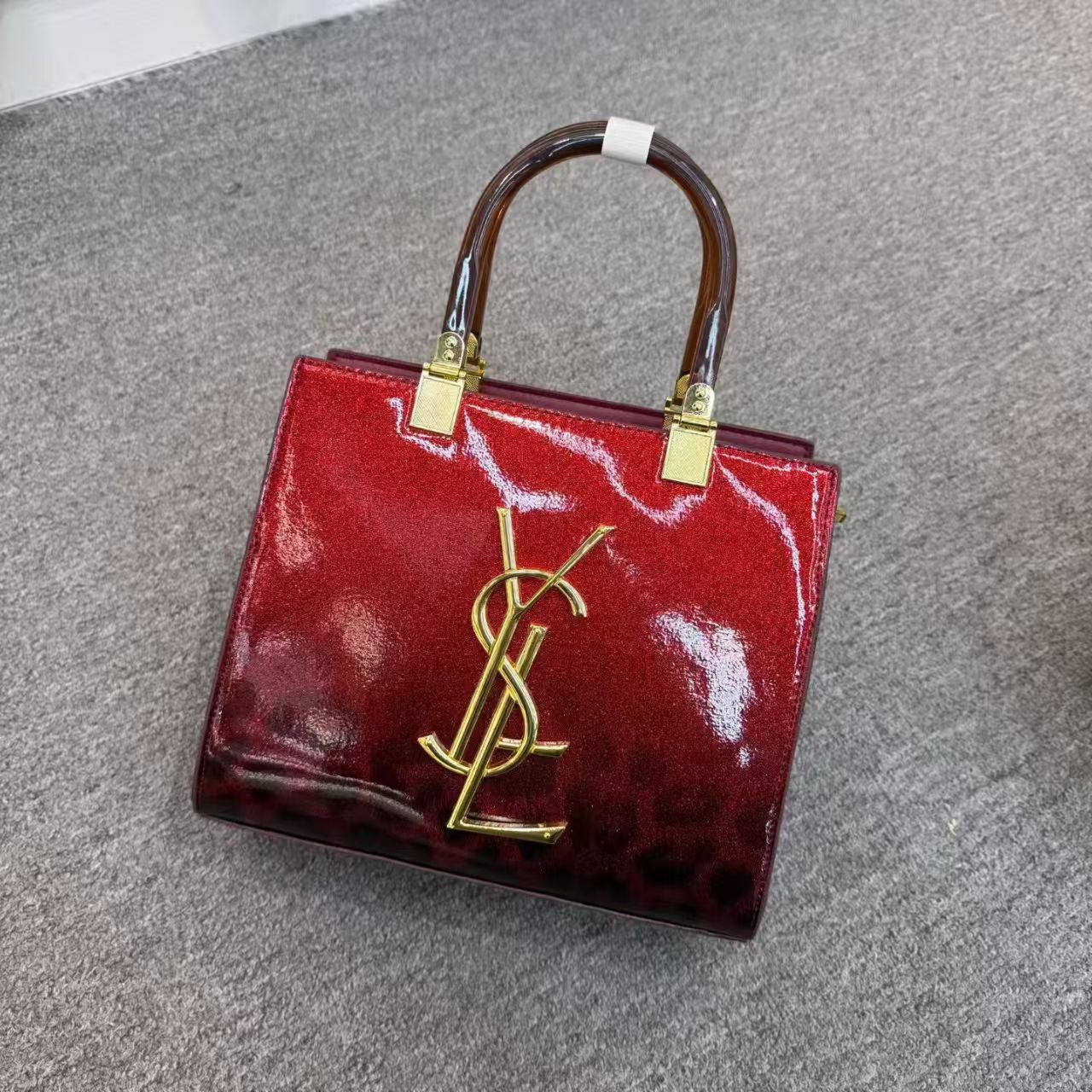 Fashionable new shiny leopard print women's bag with large capacity and high-end feel, portable tote bag for commuting, versatile single shoulder crossbody bag Fashionable new shiny leopard print women's bag with large capacity and high-end feel, portable tote bag for commuting, versatile single shoulder crossbody bag
