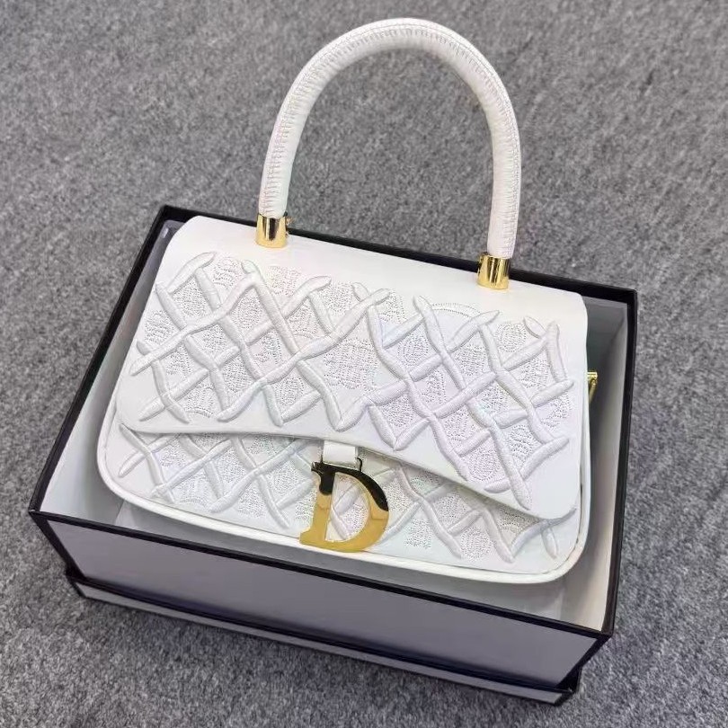 2026 spring new niche design casual armpit bag, women's simple texture small square bag, popular handbag 2026 spring new niche design casual armpit bag, women's simple texture small square bag, popular handbag