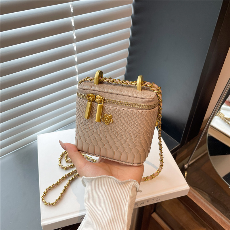 Bags Small Fragrant Mini Small Square Bag for Women 2025 New Chain Box Bag Premium Lipstick Single Shoulder Crossbody Bag Bags Small Fragrant Mini Small Square Bag for Women 2025 New Chain Box Bag Premium Lipstick Single Shoulder Crossbody Bag