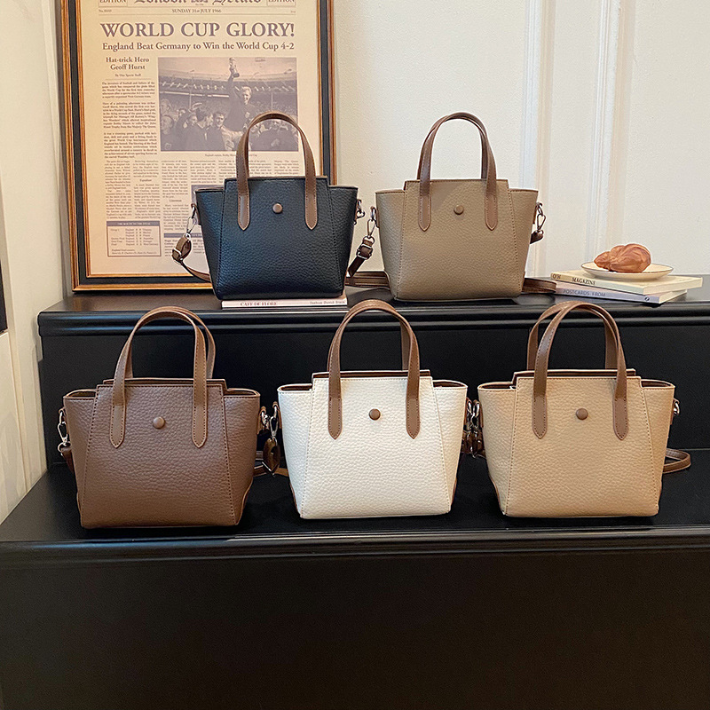 Niche Design Bag for Women 2026 Fashion New Style Texture Large Capacity Handbag Versatile Single Shoulder Cross Shoulder Tote Bag