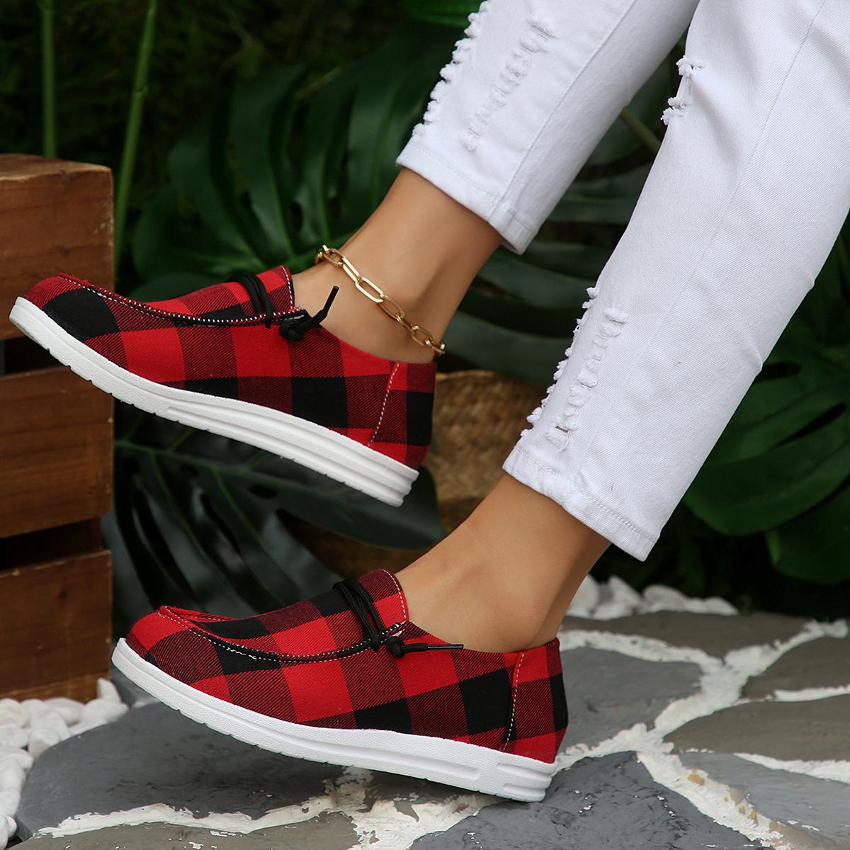 2026 Summer New Foreign Trade Women's Shoes Cross border Large Size Cross border Leisure Red Grid Fashion One Step Shoes for Women 2026 Summer New Foreign Trade Women's Shoes Cross border Large Size Cross border Leisure Red Grid Fashion One Step Shoes for Women