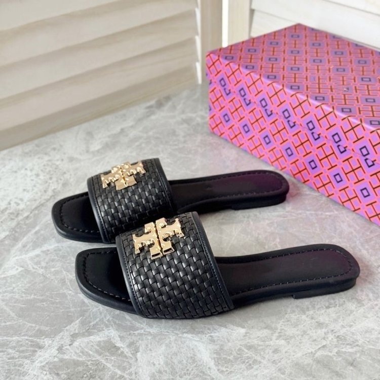 European and American TB Spring/Summer Foreign Trade Versatile Hollow Beach Slippers, Cool Slippers, Women's Outdoor Flat Slippers, Comfortable One Piece Drag