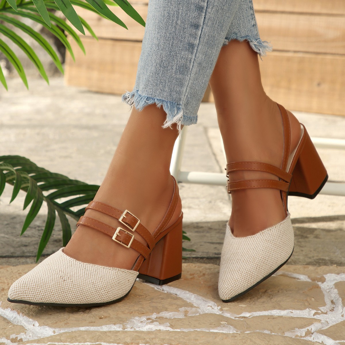 High heels, 2026 summer new item, pointed toe cap, rear air, large size, foreign trade women's shoes, thick heel, belt buckle sandals, women's shoes High heels, 2026 summer new item, pointed toe cap, rear air, large size, foreign trade women's shoes, thick heel, belt buckle sandals, women's shoes