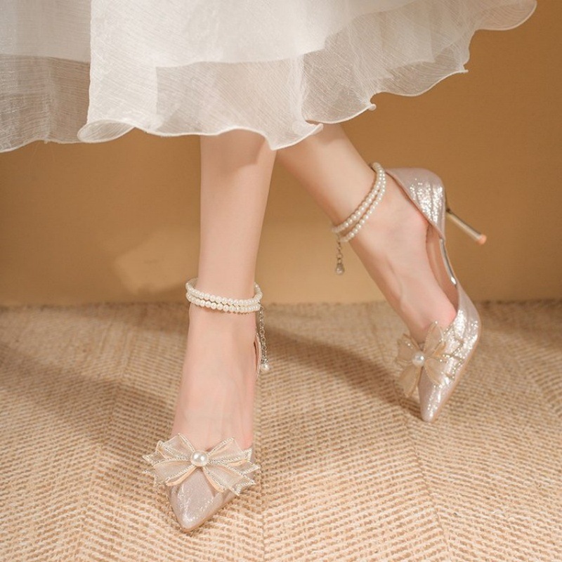 Wedding shoes, women's pearl strap, high-end sequin crystal shoes, silver French high heels, high heels that are not tiring for feet, wedding shoes Wedding shoes, women's pearl strap, high-end sequin crystal shoes, silver French high heels, high heels that are not tiring for feet, wedding shoes