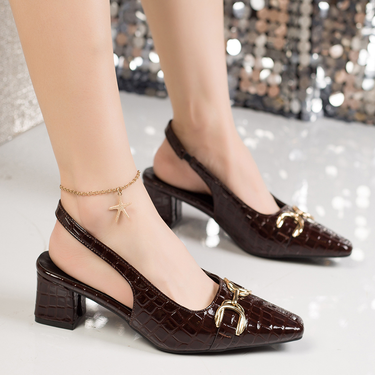 Baotou Cross border Foreign Trade Women's Shoes Sandals Women's 2026 Summer New Style Rear Hollow Metal Buckle Grid Rear Tripping Strap Middle Heel Baotou Cross border Foreign Trade Women's Shoes Sandals Women's 2026 Summer New Style Rear Hollow Metal Buckle Grid Rear Tripping Strap Middle Heel